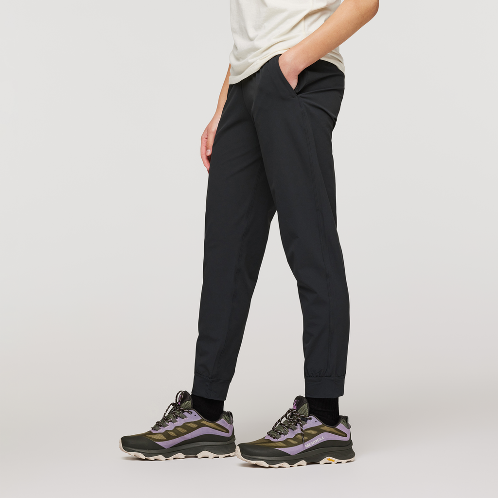 Veza Adventure Jogger - Women's – Cotopaxi